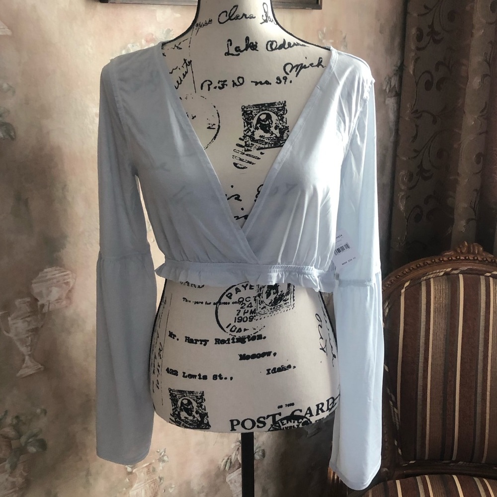 FREE PEOPLE LARGE MOVIN ON UP CROP NWT - Picture 3 of 4